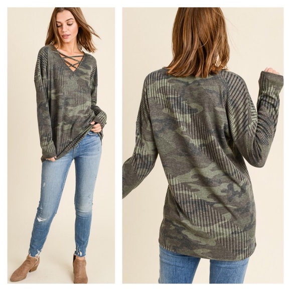 Tops - 🎉BLOWOUT SALE💥🔥Camo Ribbed Criss Cross Top Tops - 🎉BLOWOUT SALE💥🔥Camo Ribbed Criss Cross Top
